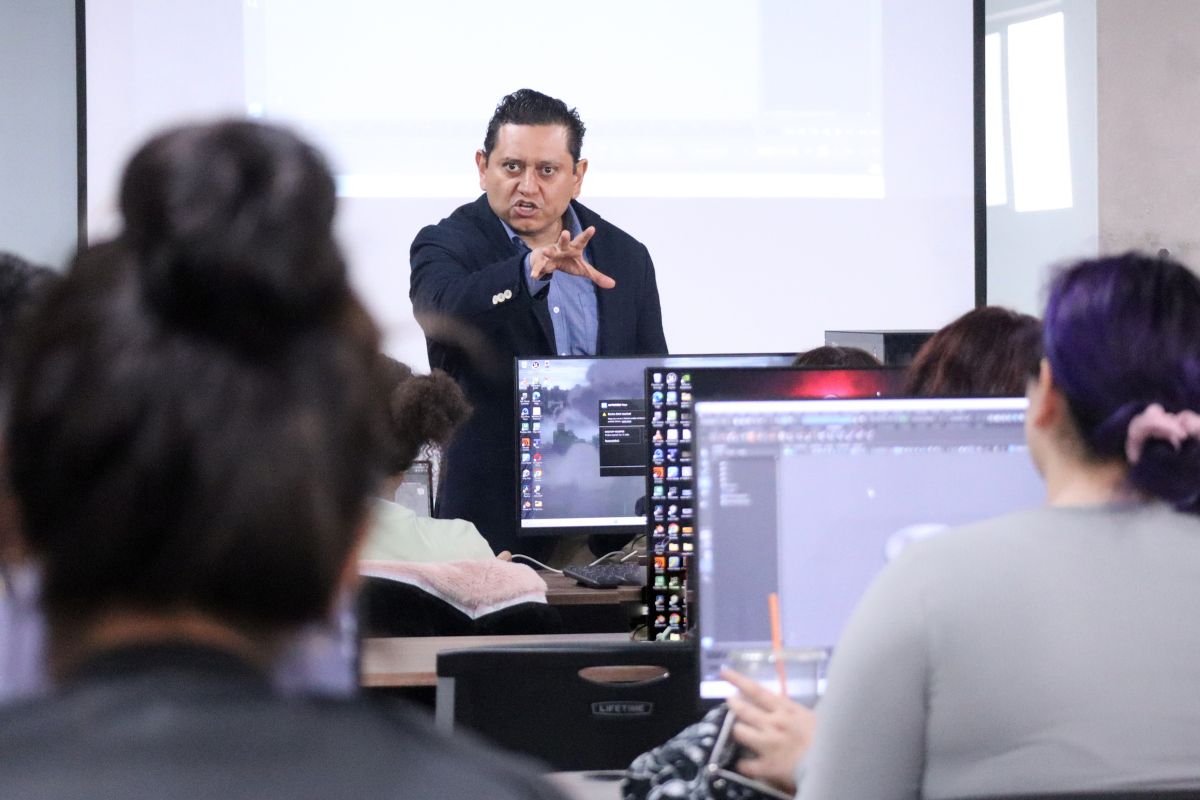 Preparan su formación en la New Element University