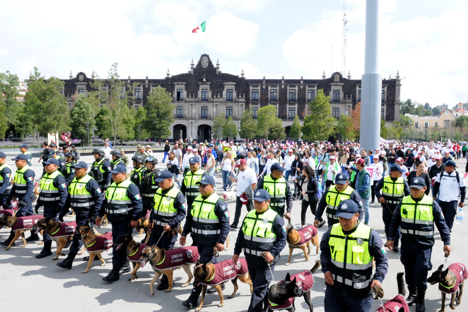 Participó la Unidad Canina de la Secretaría de Seguridad estatal (SSEM).