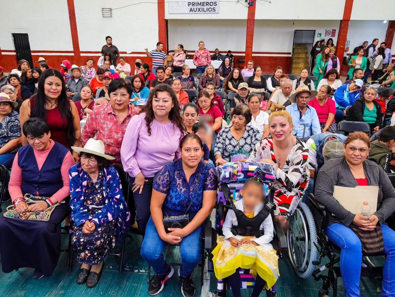 Inició la entrega de estos apoyos en el municipio de Axapusco, beneficiando a más de 170 personas.