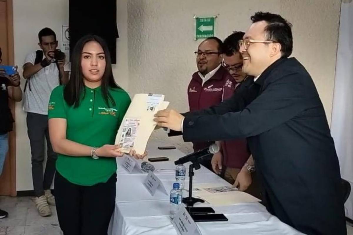 Con las licencias se da certeza jurídica a los jóvenes que se dedican a esta actividad y se brinda seguridad a los usuarios del transporte público.
