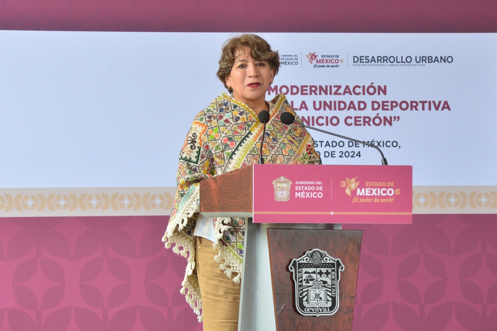 La Mandataria estatal inicia obras de infraestructura deportiva y vial en Tenango del Valle, Rayón, San Antonio la Isla y Chapultepec.
