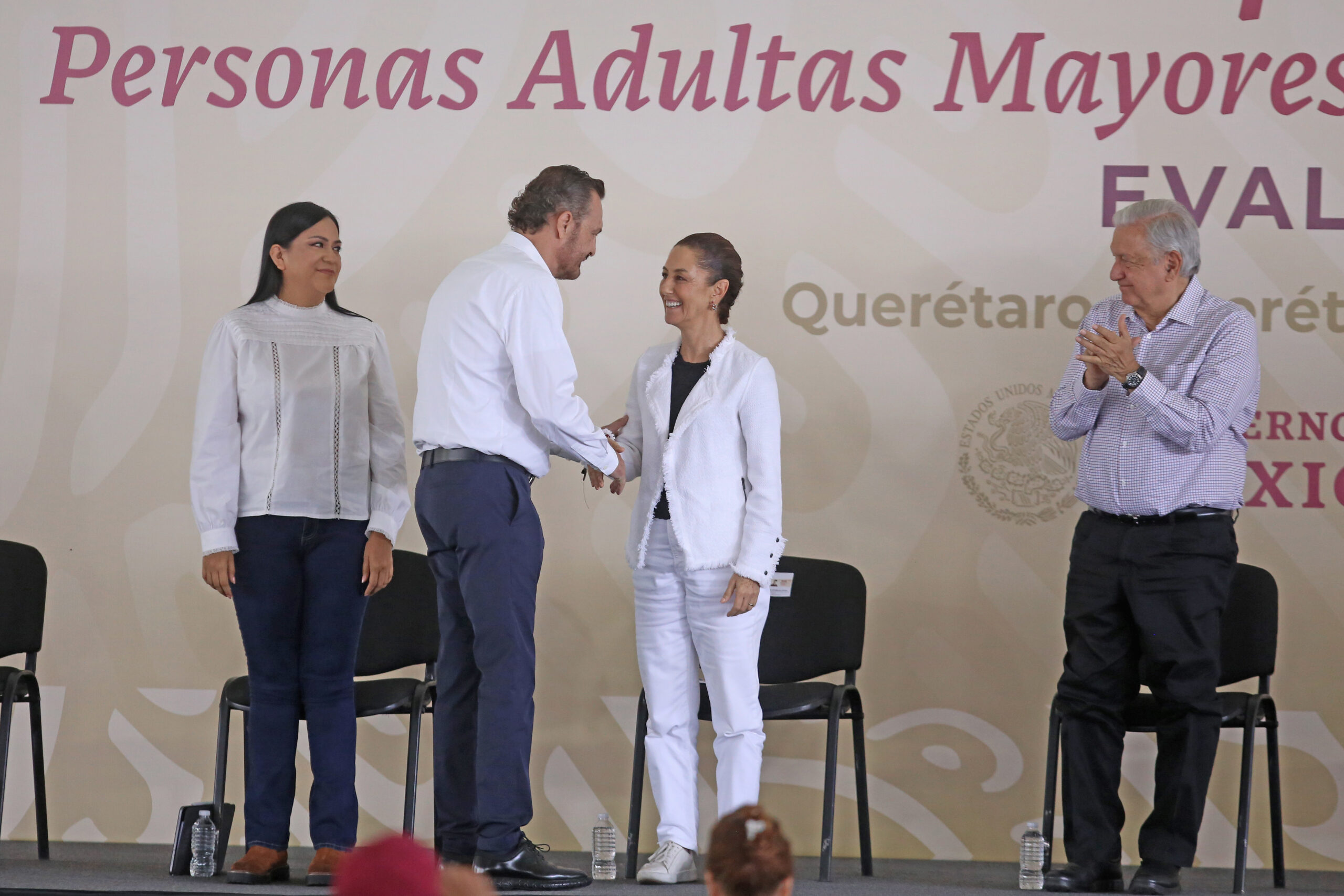 El gobernador Mauricio Kuri y la presidenta electa Claudia Sheinbaum durante la visita a Querétaro, destacando el espíritu inclusivo del estado.