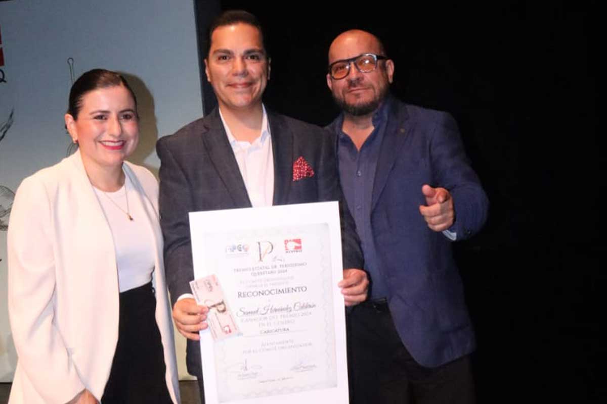 Samuel Hernández, ganador del Premios Estatal de Periodismo en la categoría 'Mejor Caricatura'