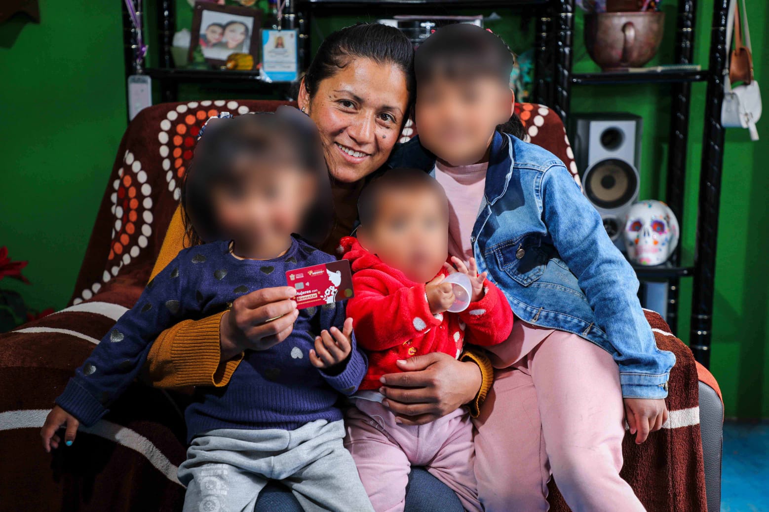La Secretaría de Bienestar apuesta por la educación para que las mujeres mexiquenses accedan a mayores oportunidades de crecimiento.