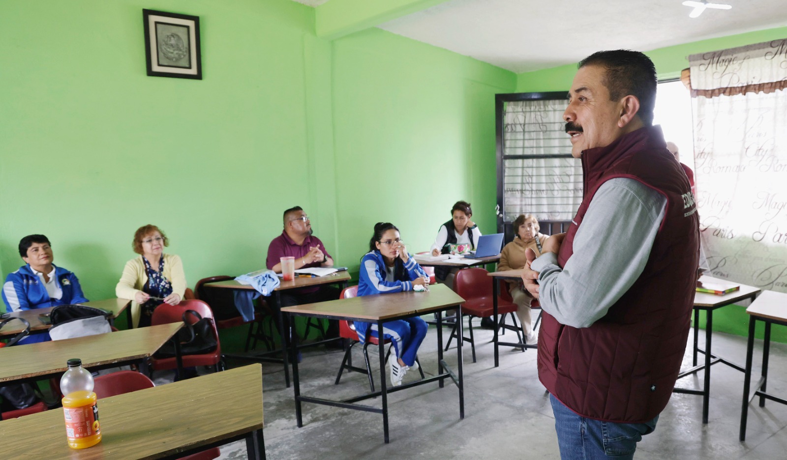 Autoridades aseguran el suministro de agua potable en las escuelas que reabrirán en septiembre.