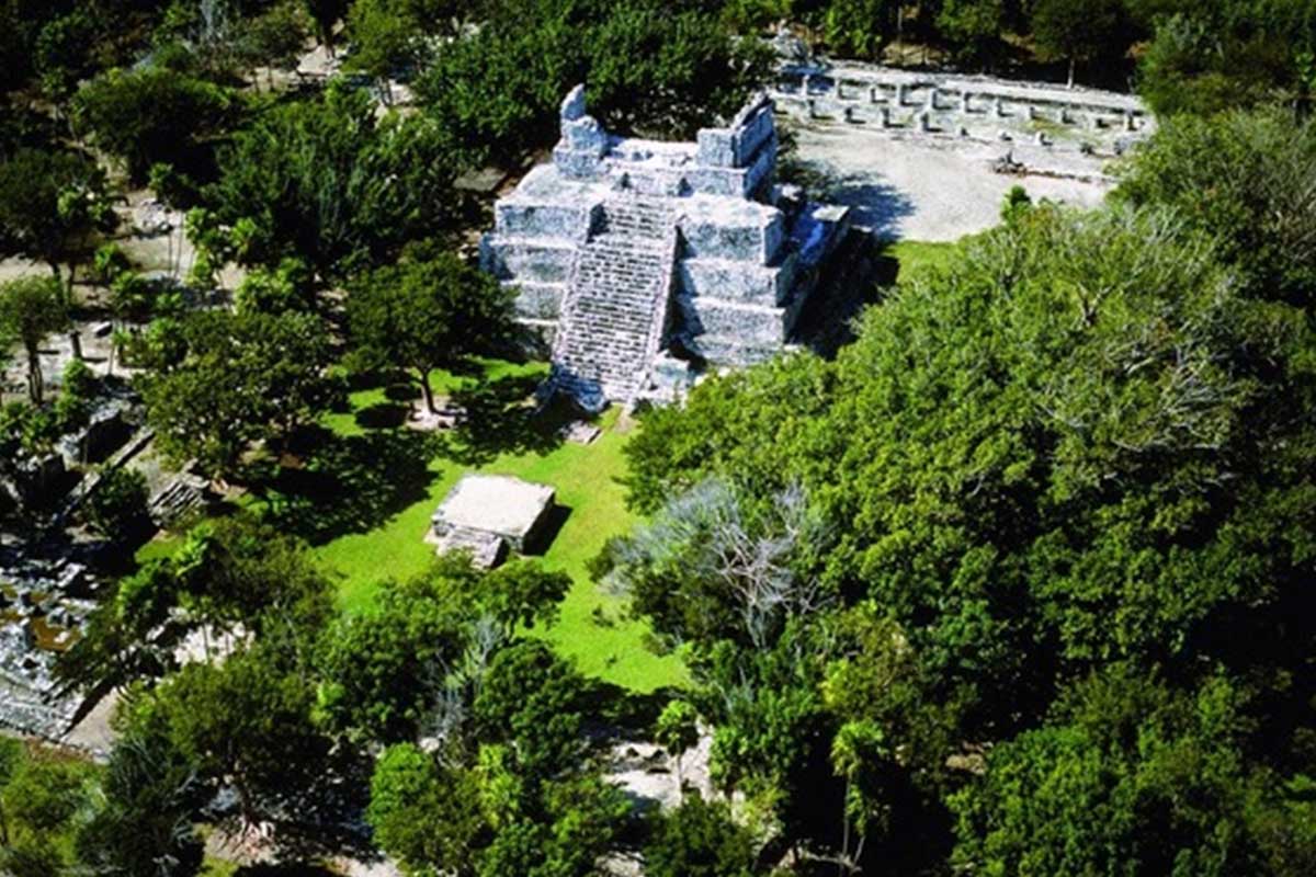 El-Meco,-zona-arqueológico-en-Quintana-Roo