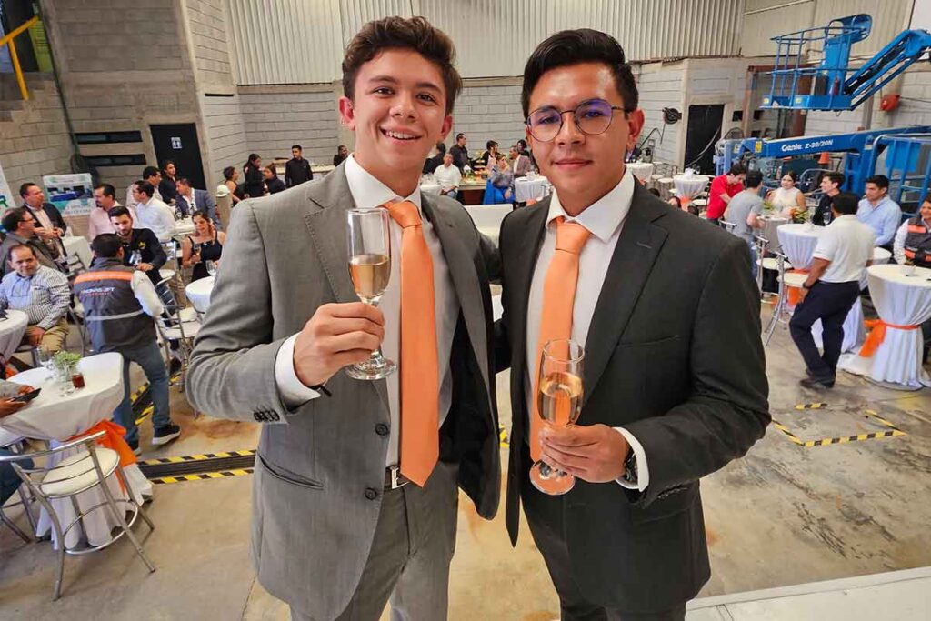 Encinas Lift, la empresa de plataformas de elevación, será conducida por los hijos de Jorge Encinas