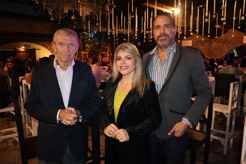 La bailaora María Juncal participó en la Gala Flamenca Benéfica