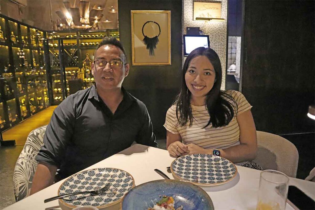 Comensales del restaurante Cabo Sierra viven una noche flamenca