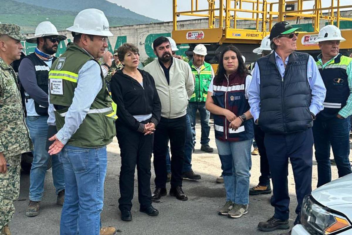 Delfina Gómez supervisa el viaducto elevado del Trolebús Santa Martha-Chalco en Chalco.