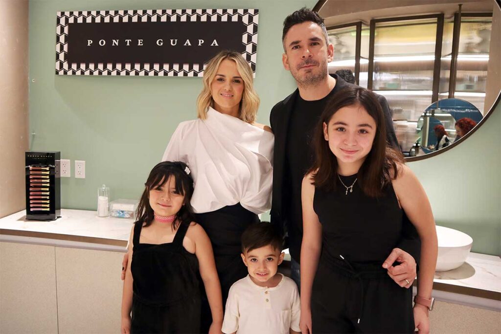 Ponte Guapa es una línea de salones de belleza que se ubica en Antea, dentro de El Palacio de Hierro