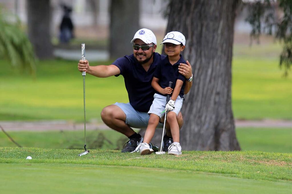 Papás e hijos vivieron con mucha ilusión el Torneo de Golf del Día del Padre en Juriquilla