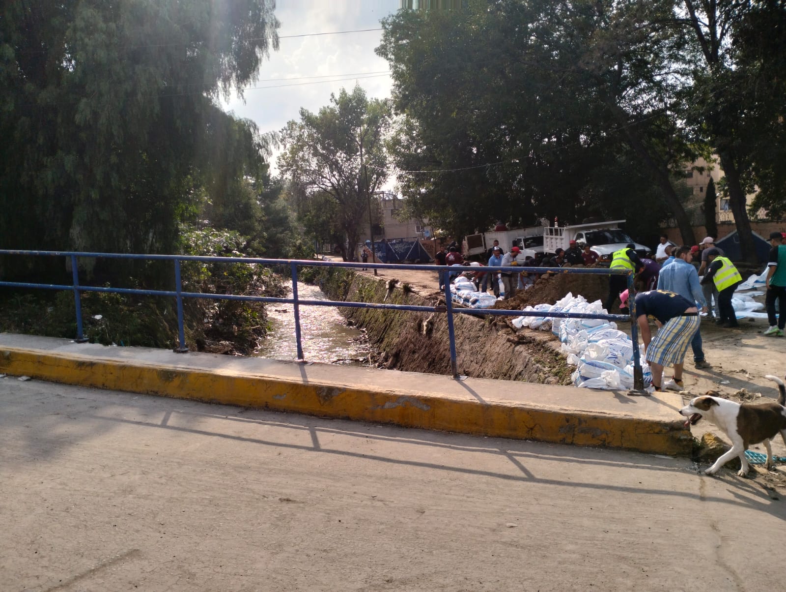 La presa ha alcanzado su capacidad máxima, lo que ha generado el riesgo de desbordamiento en Naucalpan.