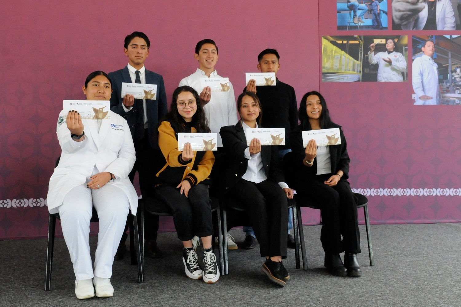 Con la entrega de las “Becas Ciencia COMECYT”, jóvenes mexiquenses avanzan en su preparación académica.