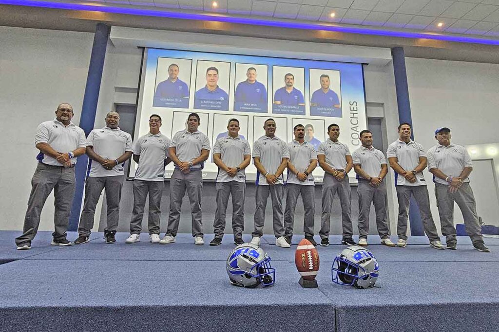 El equipo de los Borregos Querétaro realizó una ceremonia solemne para presentar su roster, su uniforme y su plan de trabajo