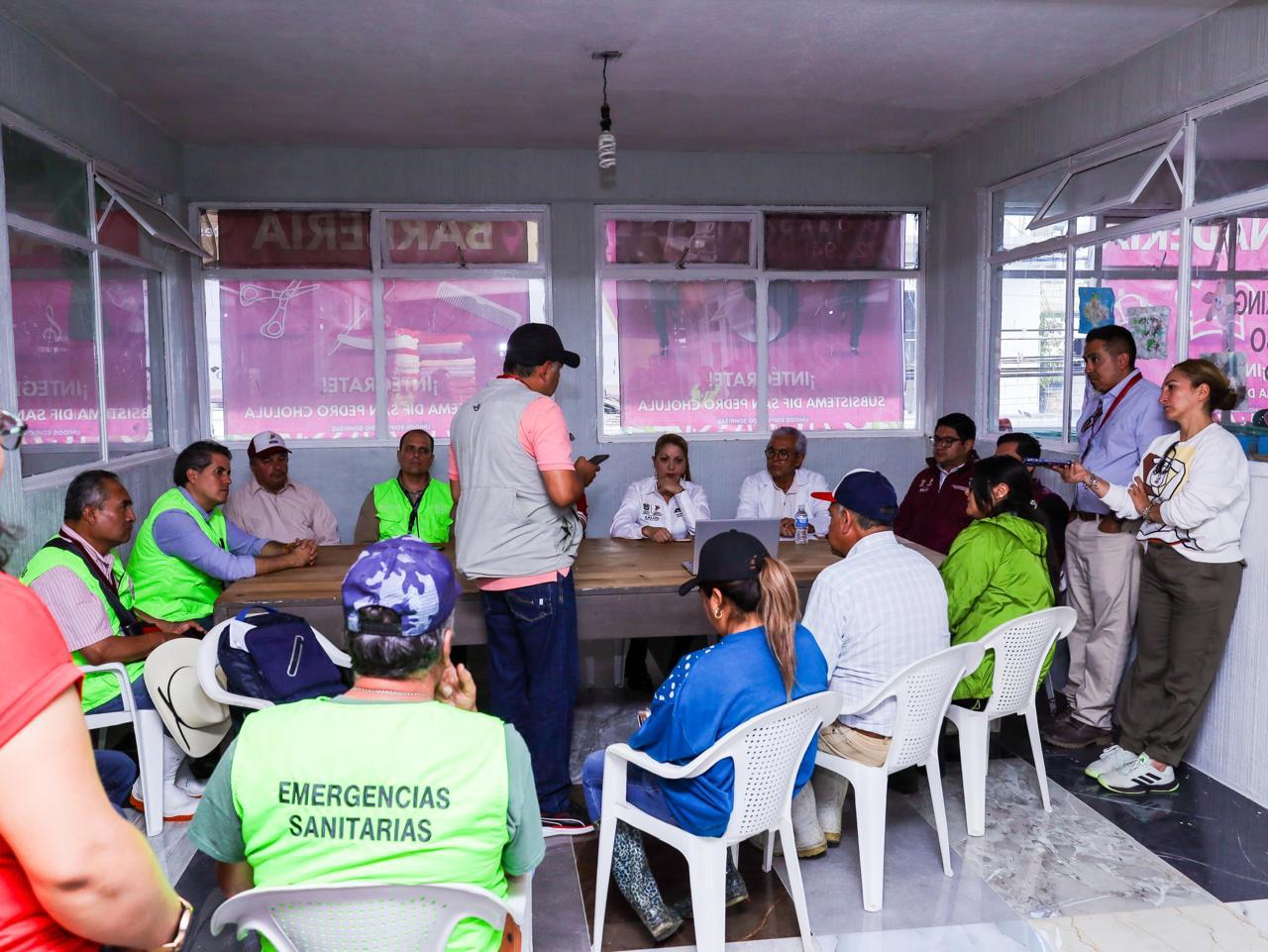 Instalación de servicios médicos para atender a las familias afectadas.