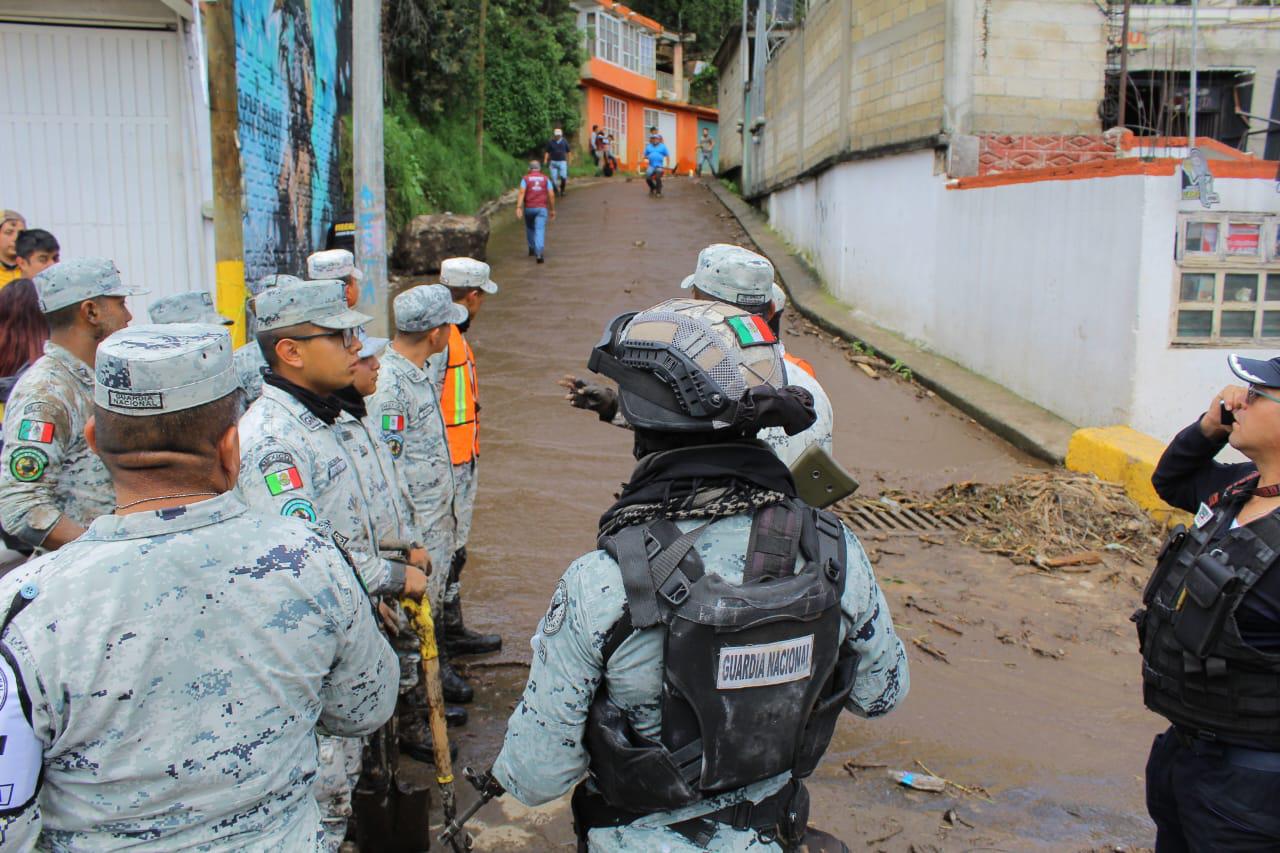 Equipos de emergencia continúan con la ardua tarea de rescate y ayuda