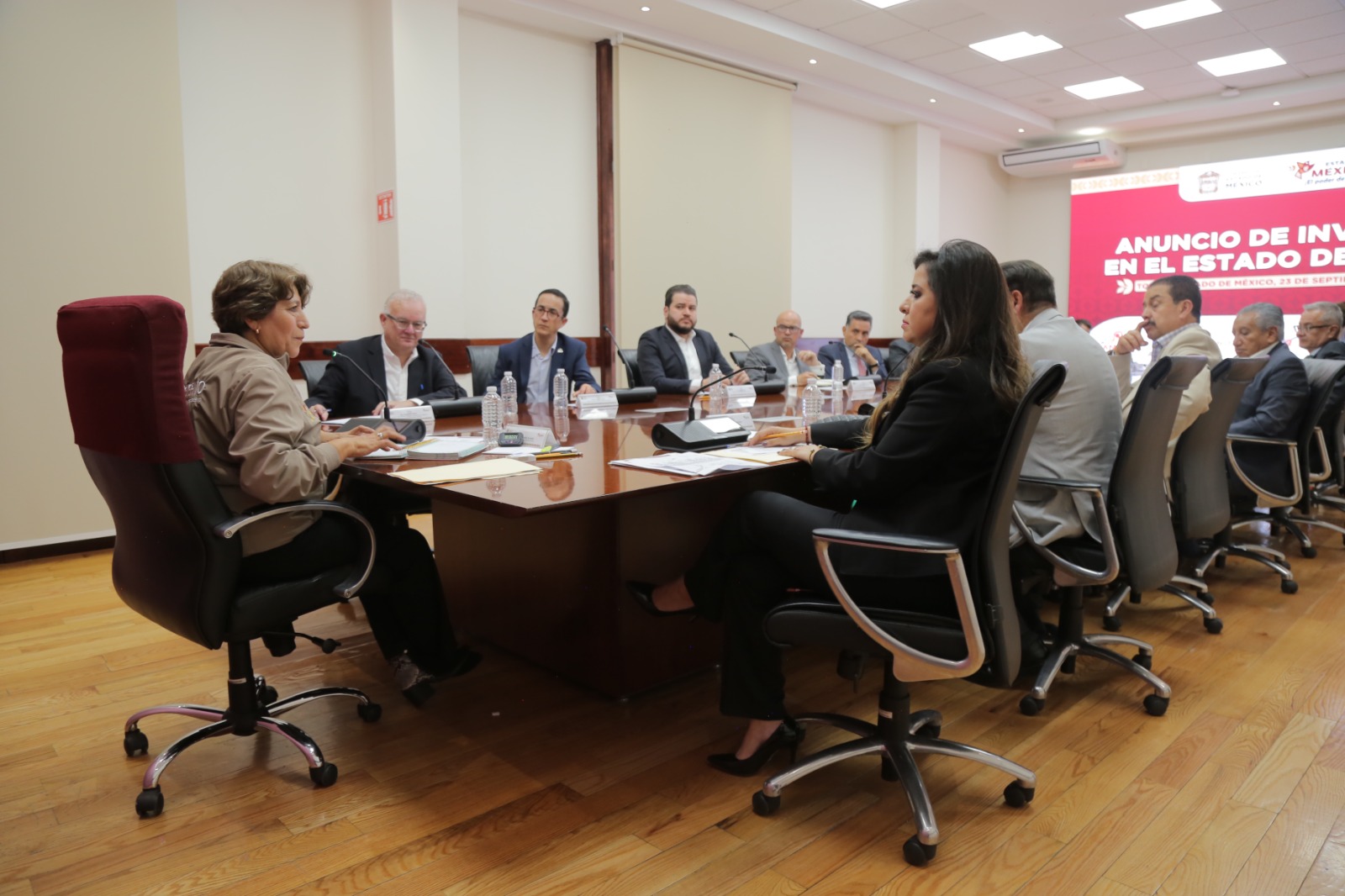Gobernadora Delfina Gómez fortalece la economía del estado con inversión privada.