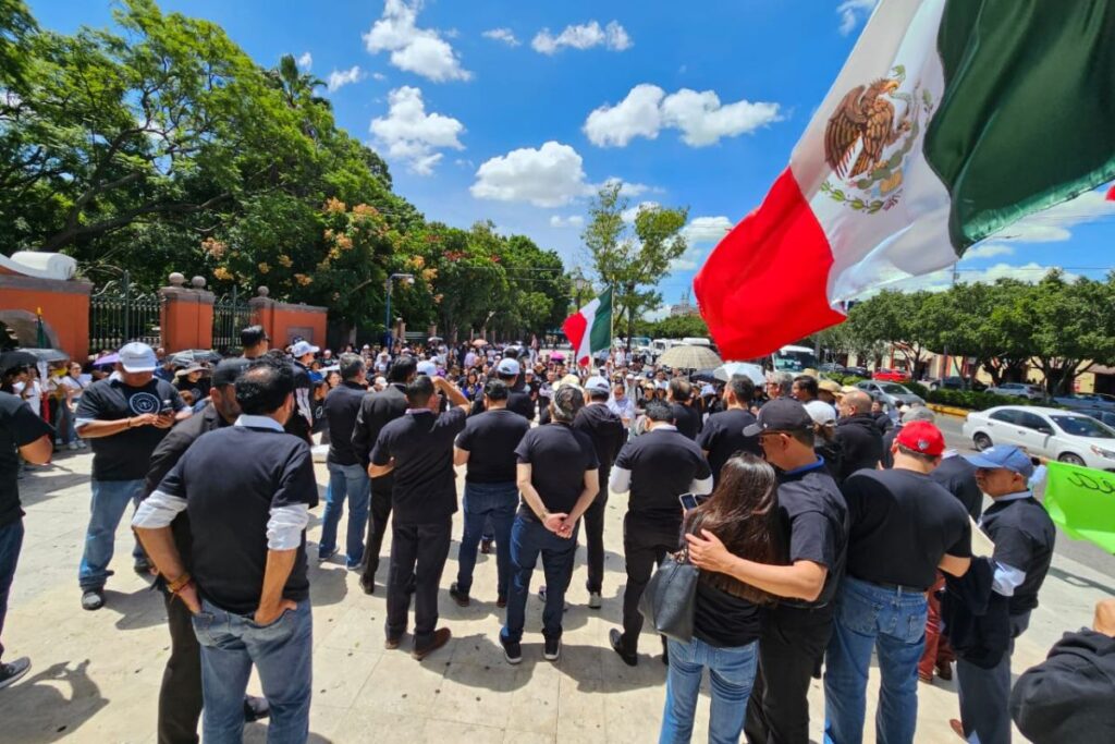 Trabajadores del Poder Judicial reunenfirmas para frenar reforma