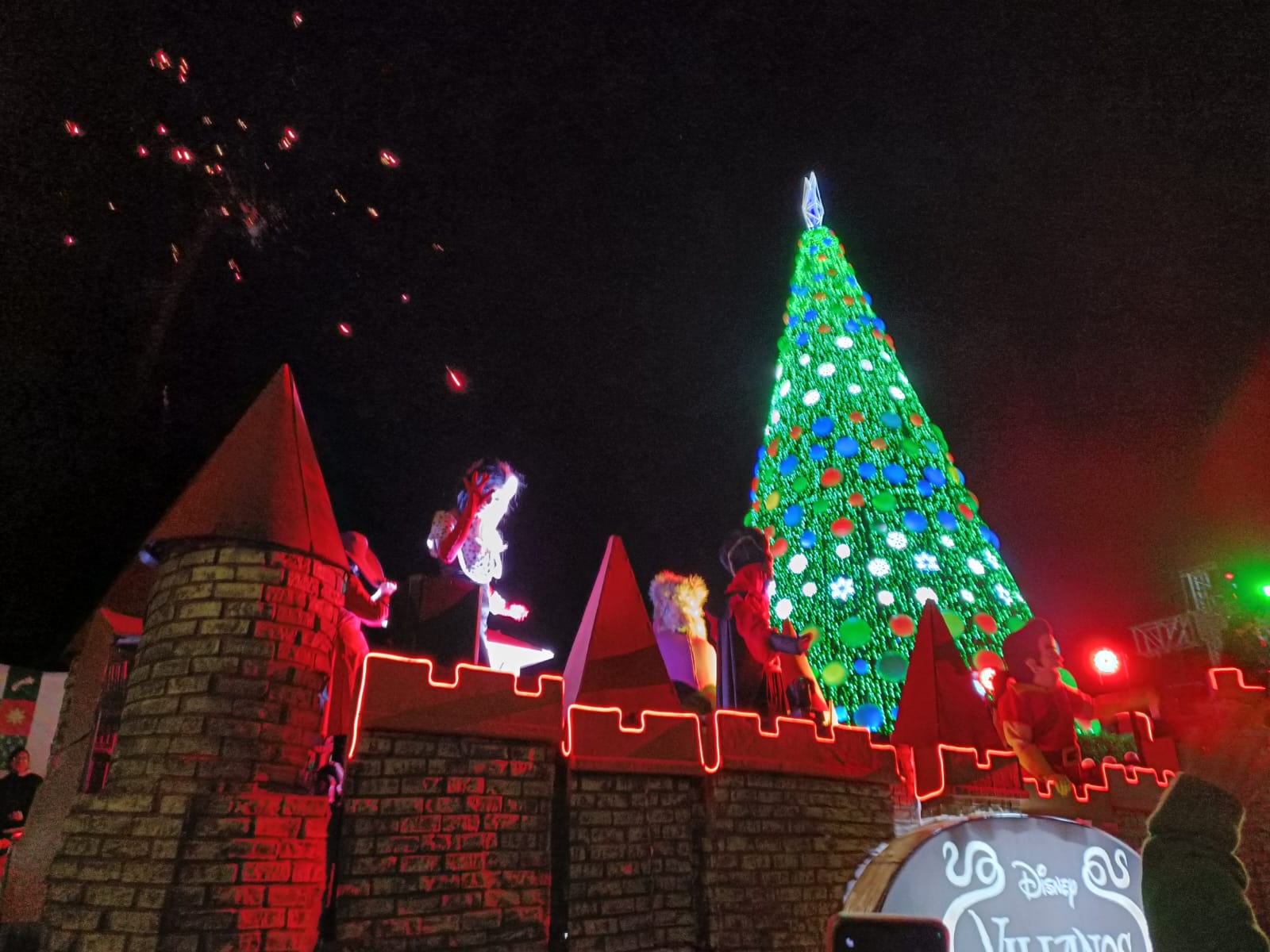 Este municipio contará nuevamente con el mega pino navideño, además del desfile y la pista de hielo.