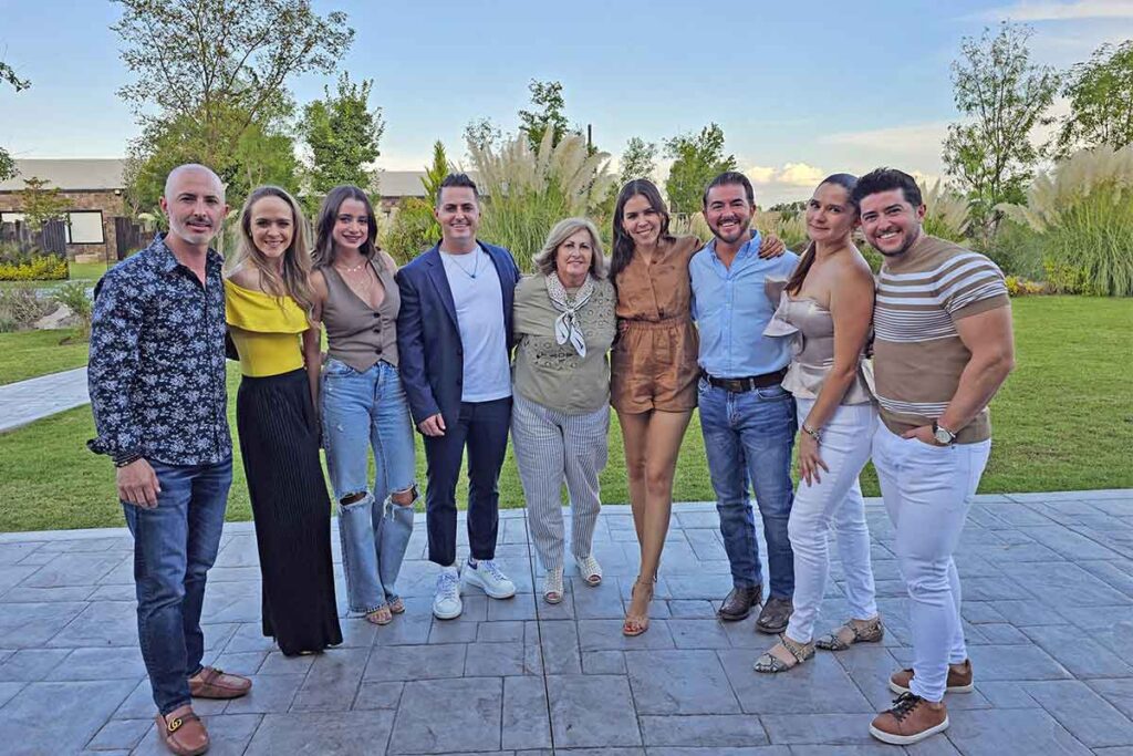 El empresario queretano José Pablo Godínez Charles festejó su cumpleaños 40, rodeado de sus amigos y familiares