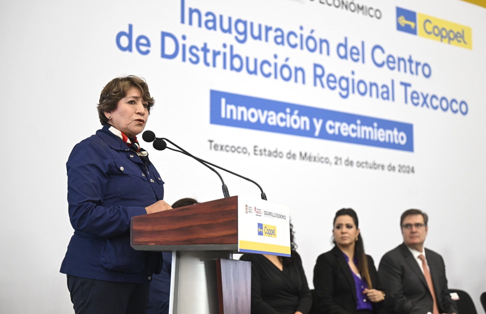 Delfina Gómez Álvarez destaca la importancia del nuevo CEDIS para el bienestar social.