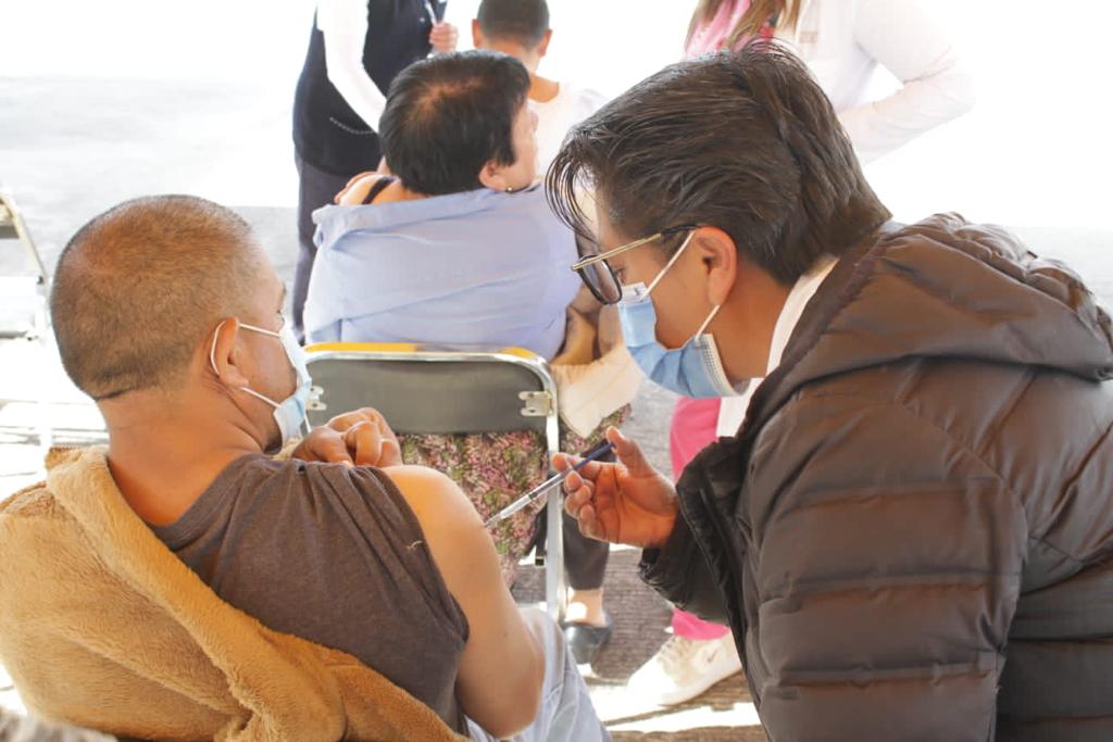 Acude a tu Centro de Salud más cercano en Edomex para protegerte durante la temporada invernal.