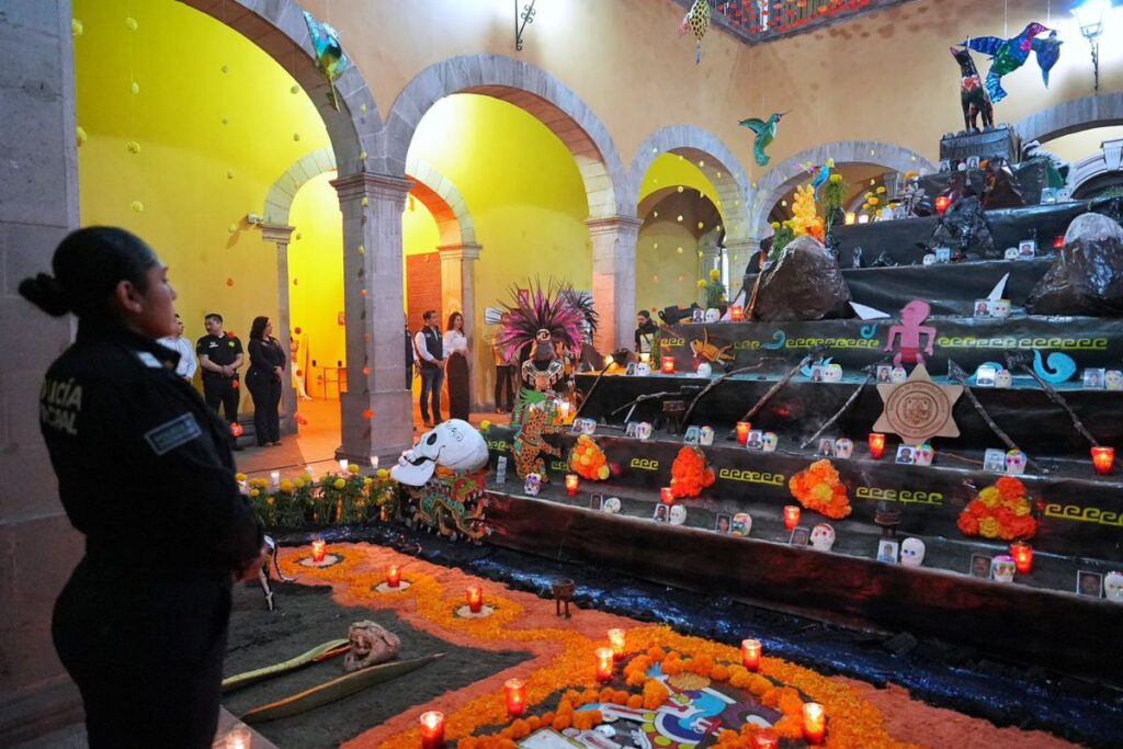 Felifer Macías inaugura Festival de Día de Muertos 1