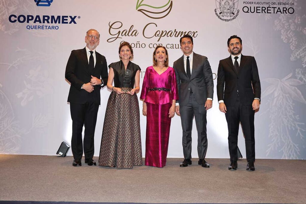 El Club de Industriales fue sede de la primera Gala Coparmex donde se entregaron reconocimientos y apoyos a asistencias sociales