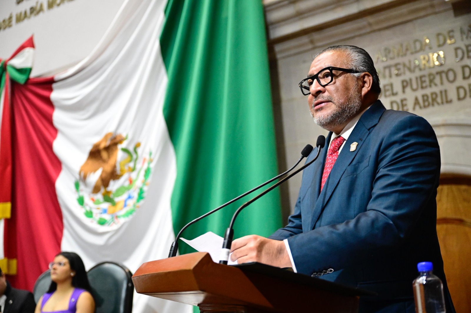 Horacio Duarte Olivares destaca la importancia de la gobernabilidad y el bienestar social.