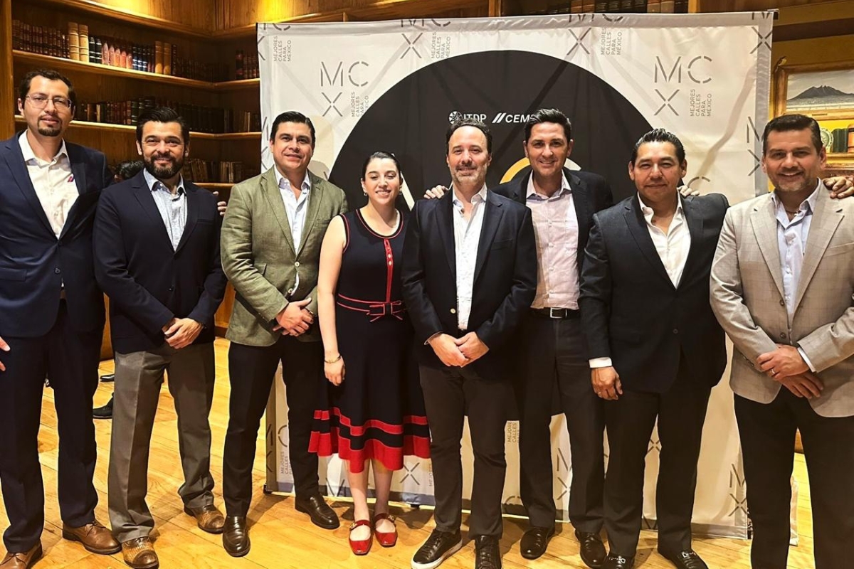 Cemex premia mejores proyectos para calles en México