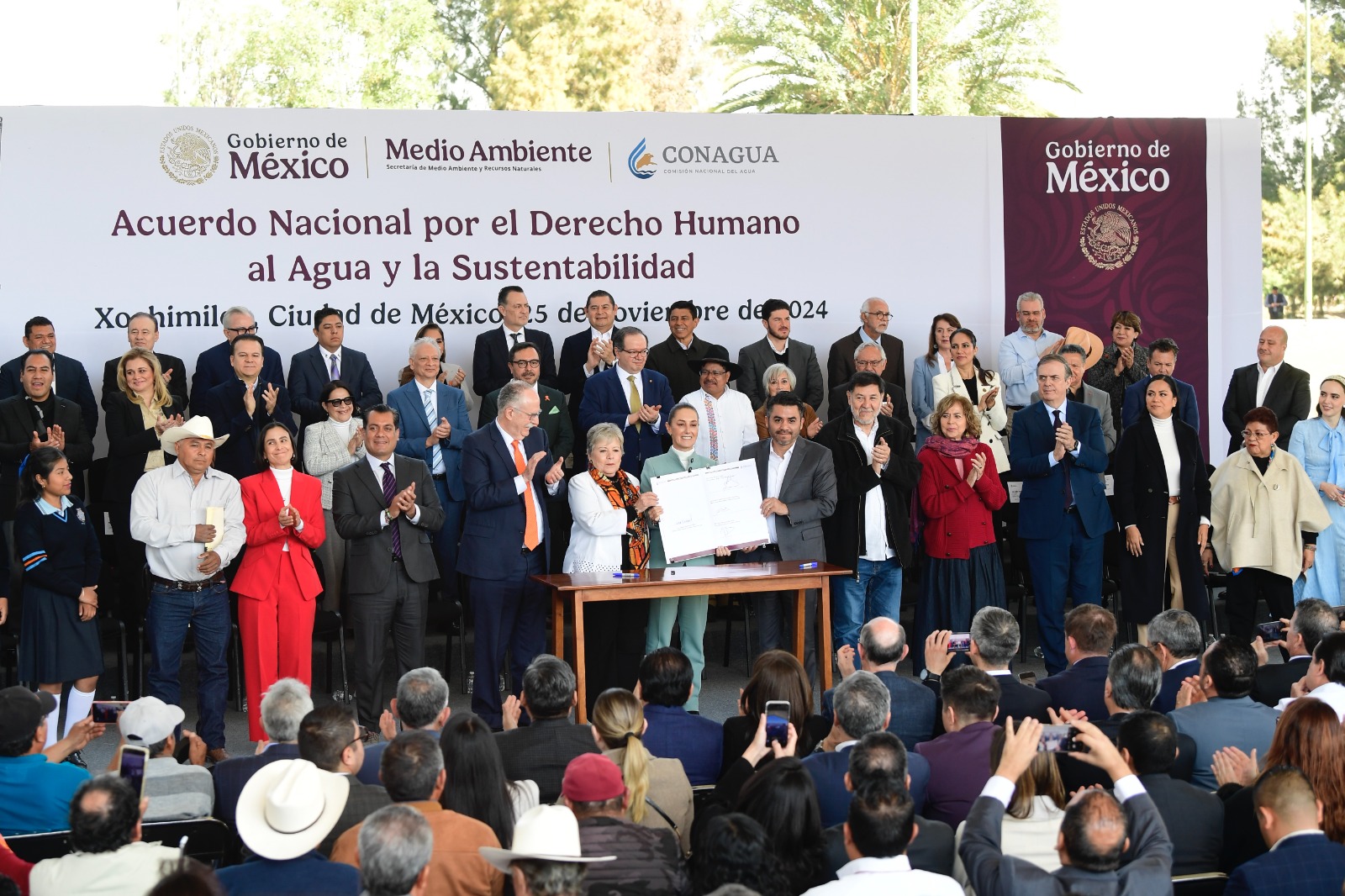 Gobernadores y gobernadoras de México se unen para proteger el acceso al agua como derecho humano.