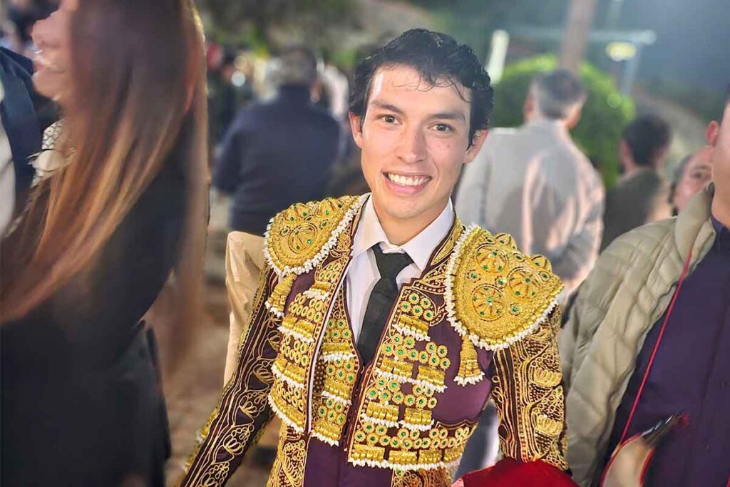 La Plaza de Toros de Provincia Juriquilla fue testigo de la despedida de los ruedos del matador Enrique Ponce