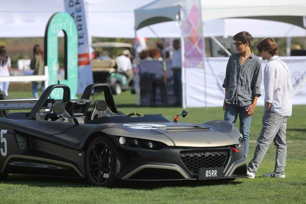 La Expo Coches Clásicos se llevó a cabo en Viñedos San Francisco como parte del Rally Tour de los Viñedos