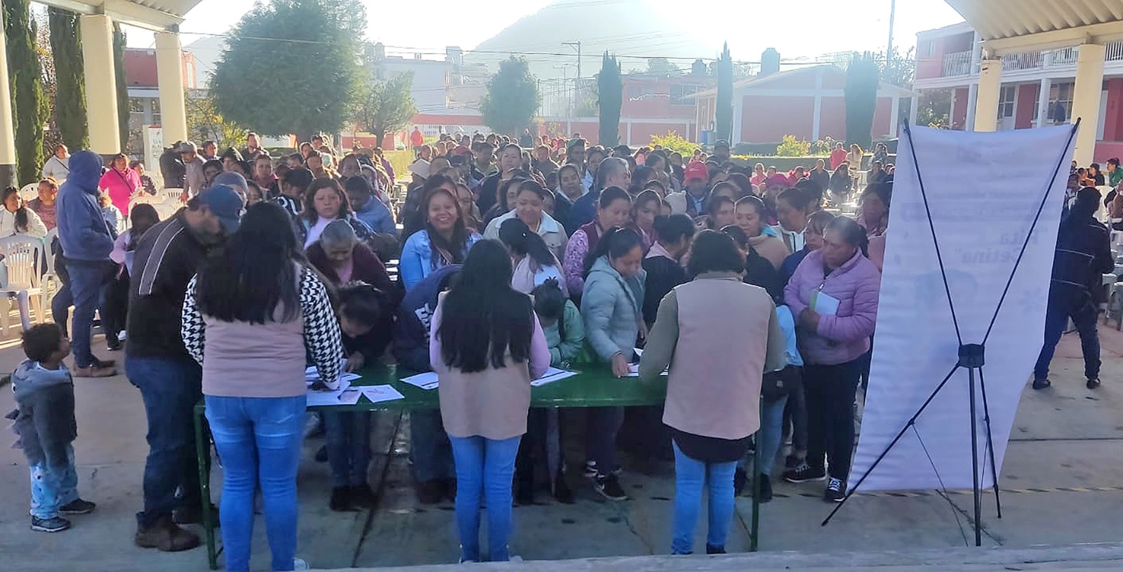 La inscripción a la Beca “Rita Cetina” es directa y sin costo.