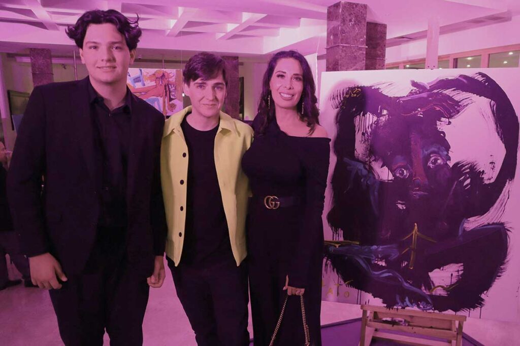 Jacob Vilató artista contemporáneo y nieto de Pablo Picasso se presentó en el Club de Industriales