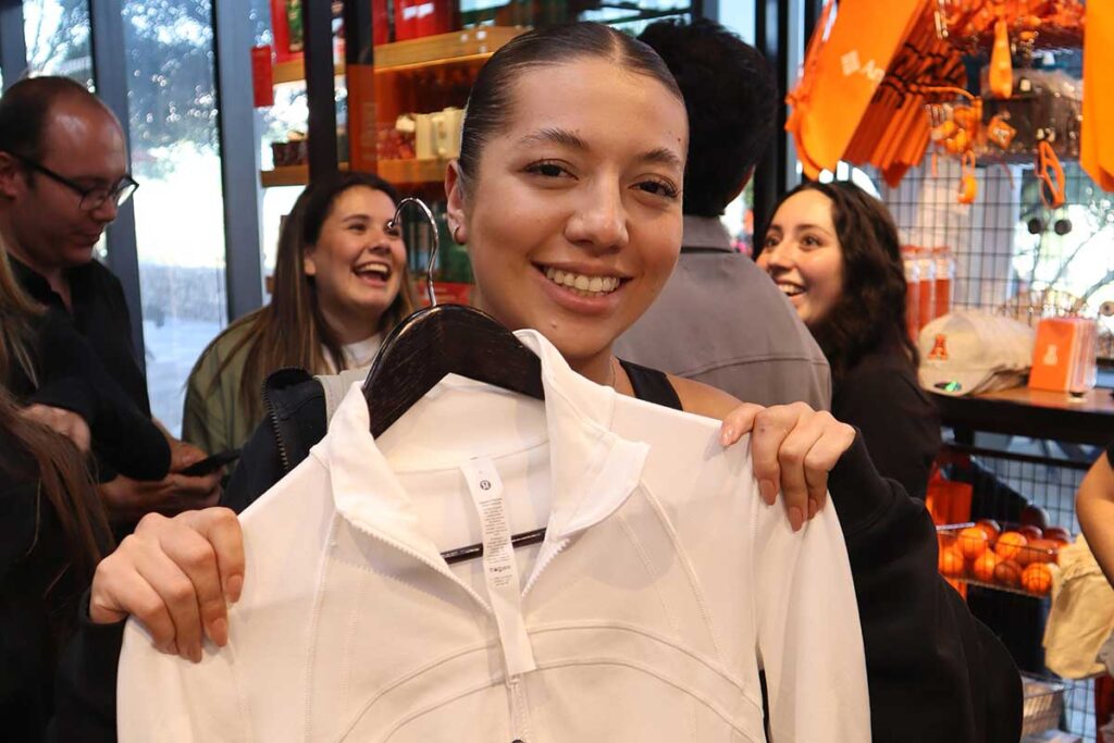 La marca deportiva Lululemon realizó una alianza estratégica con la Universidad Anáhuac Querétaro