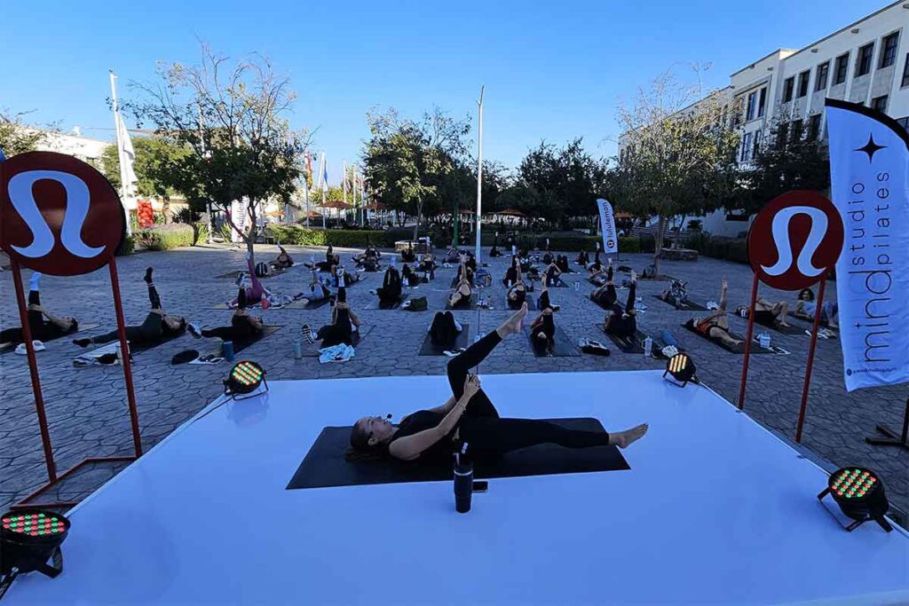La marca deportiva Lululemon realizó una alianza estratégica con la Universidad Anáhuac Querétaro