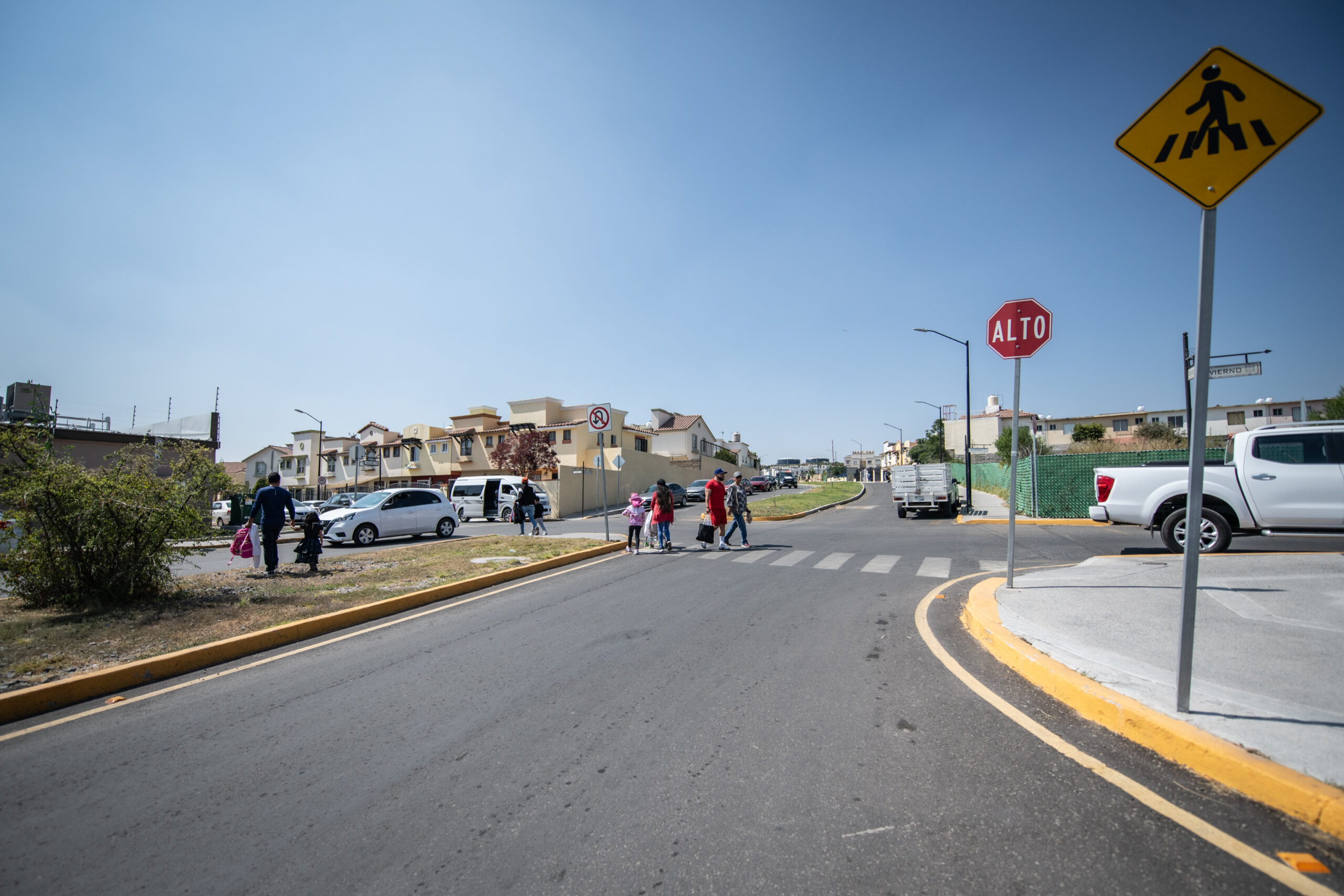 Con más de 44 millones invertidos, El Marqués transforma calles y parques en varias comunidades.