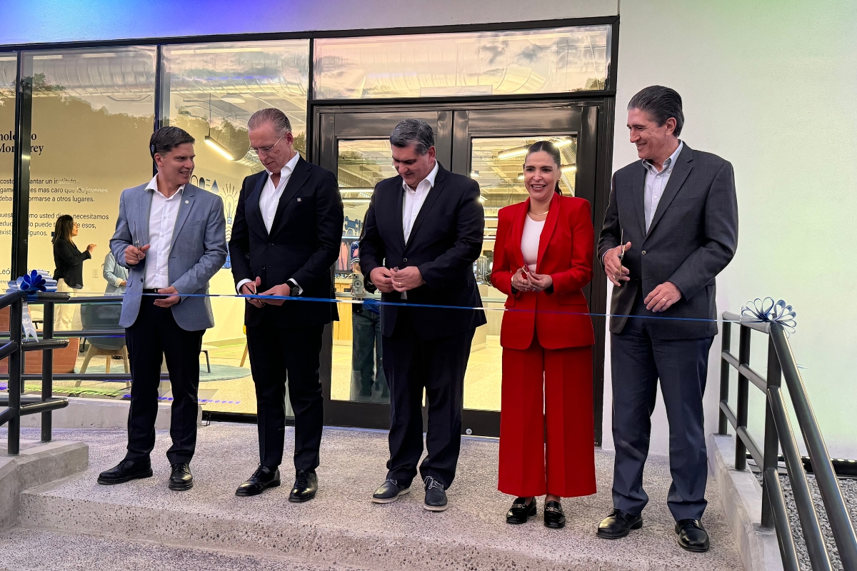 Tec de Monterrey presenta edificios multidimensionales