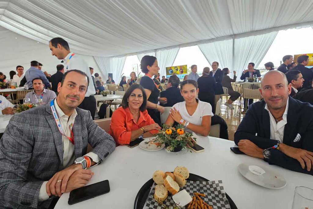El Torneo de la Amistad fiesta multicultural deportiva más grande de América Latina y se llevo a cabo en Querétaro