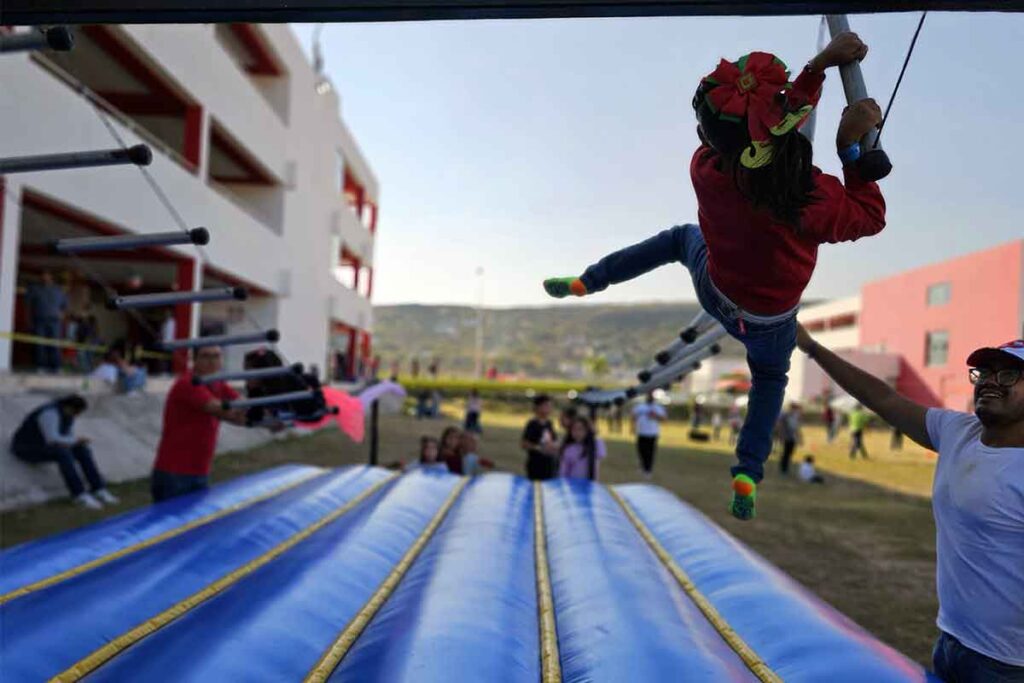 El Colegio Austriaco Mexicano celebró su tradicional Bazar Navideño