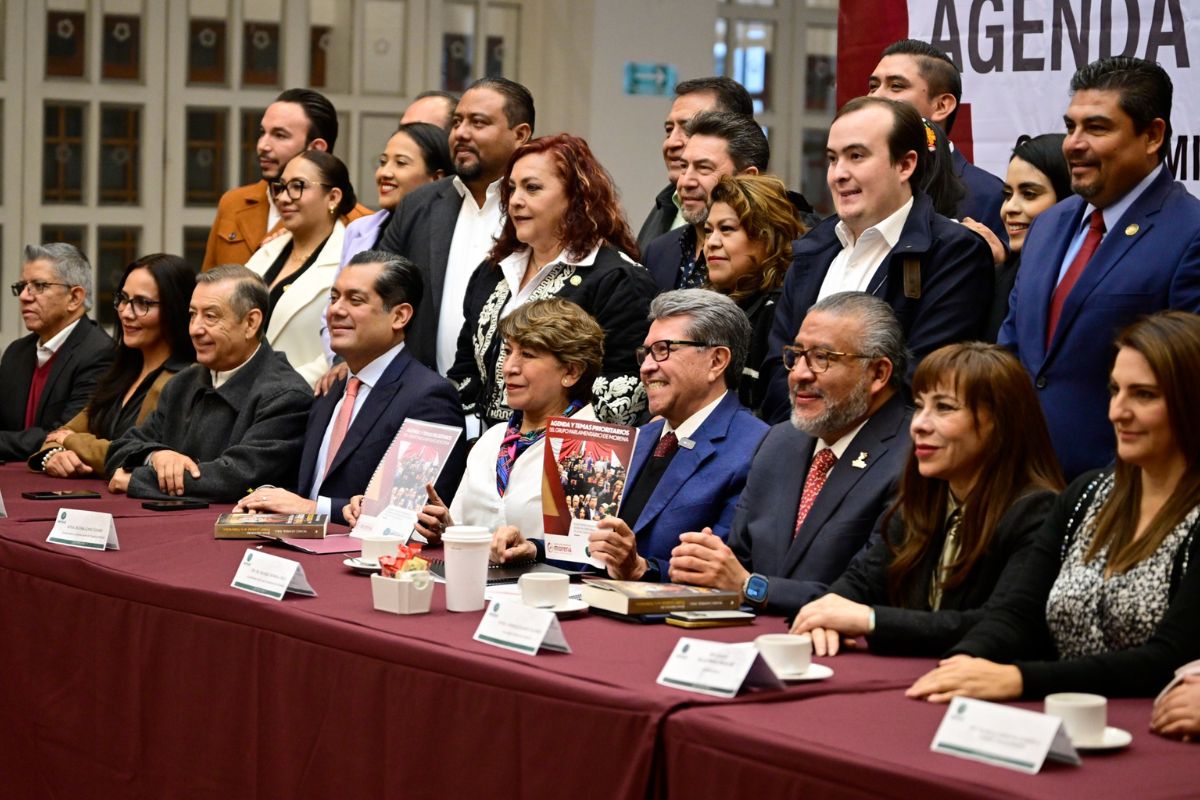 Momentos de la reunión en la que se abordaron temas legislativos prioritarios para la mejora del Estado de México.