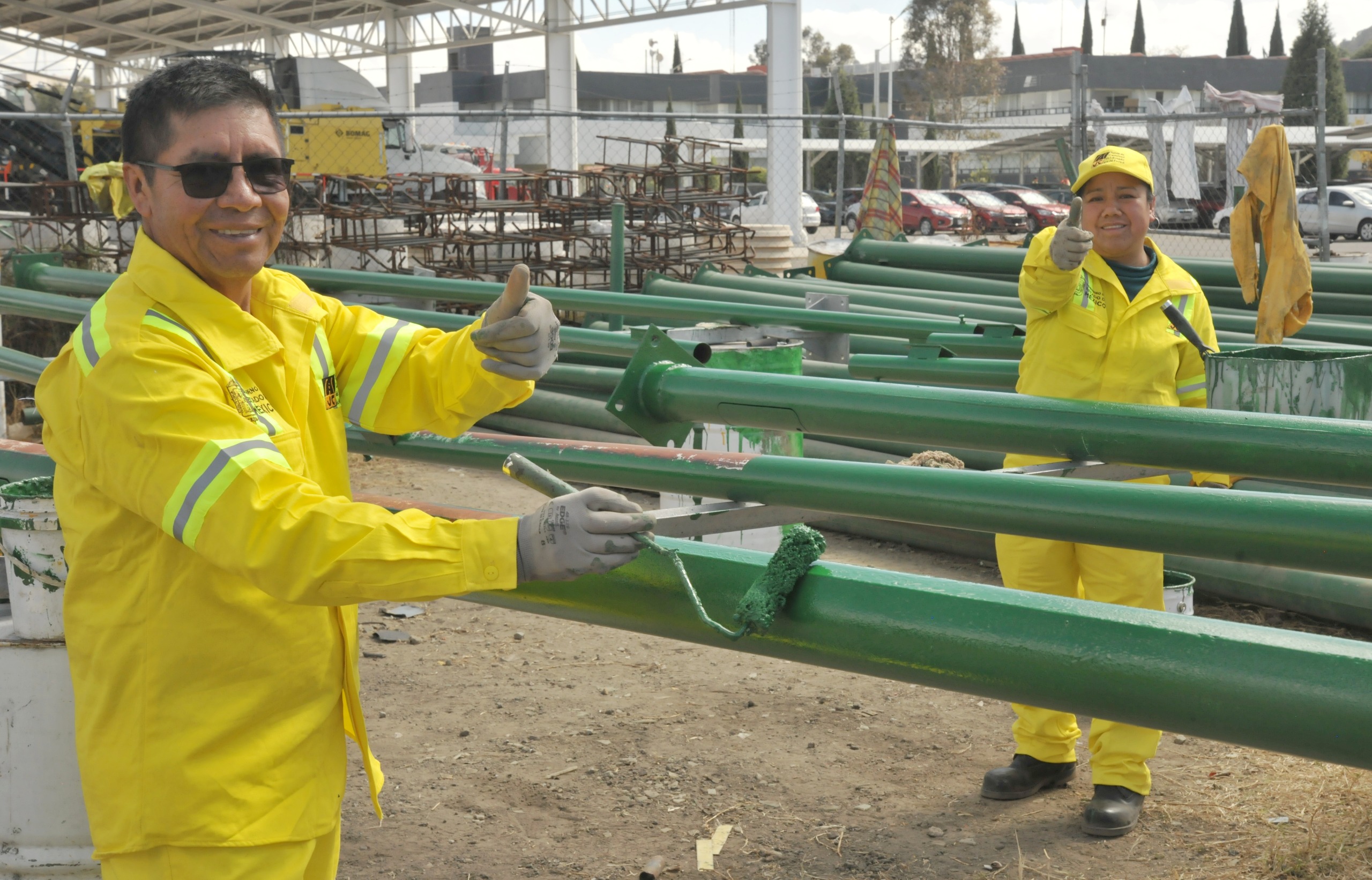 Los Camineros del Bienestar siguen trabajando arduamente en la segunda etapa del proyecto para mejorar la infraestructura vial del estado.