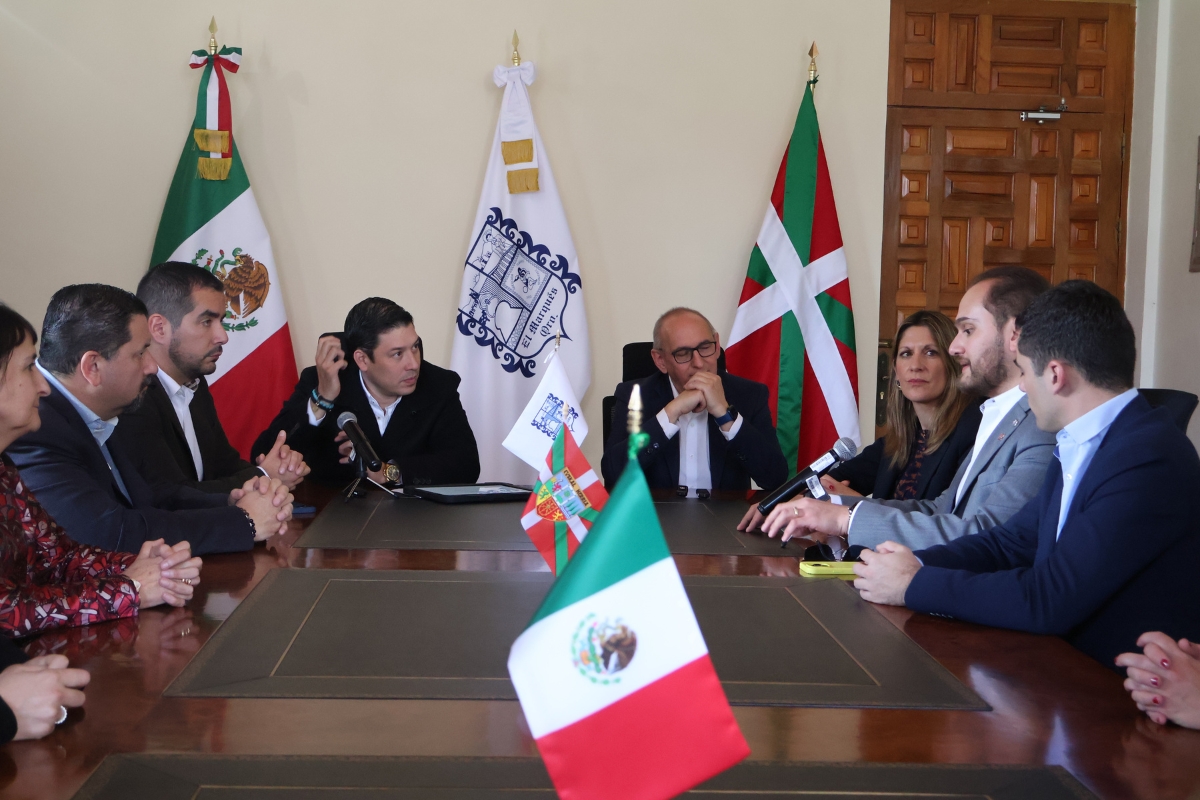El Marqués y España_ impulso al desarrollo cultural y económicoState University_ títulos válidos en México y USA