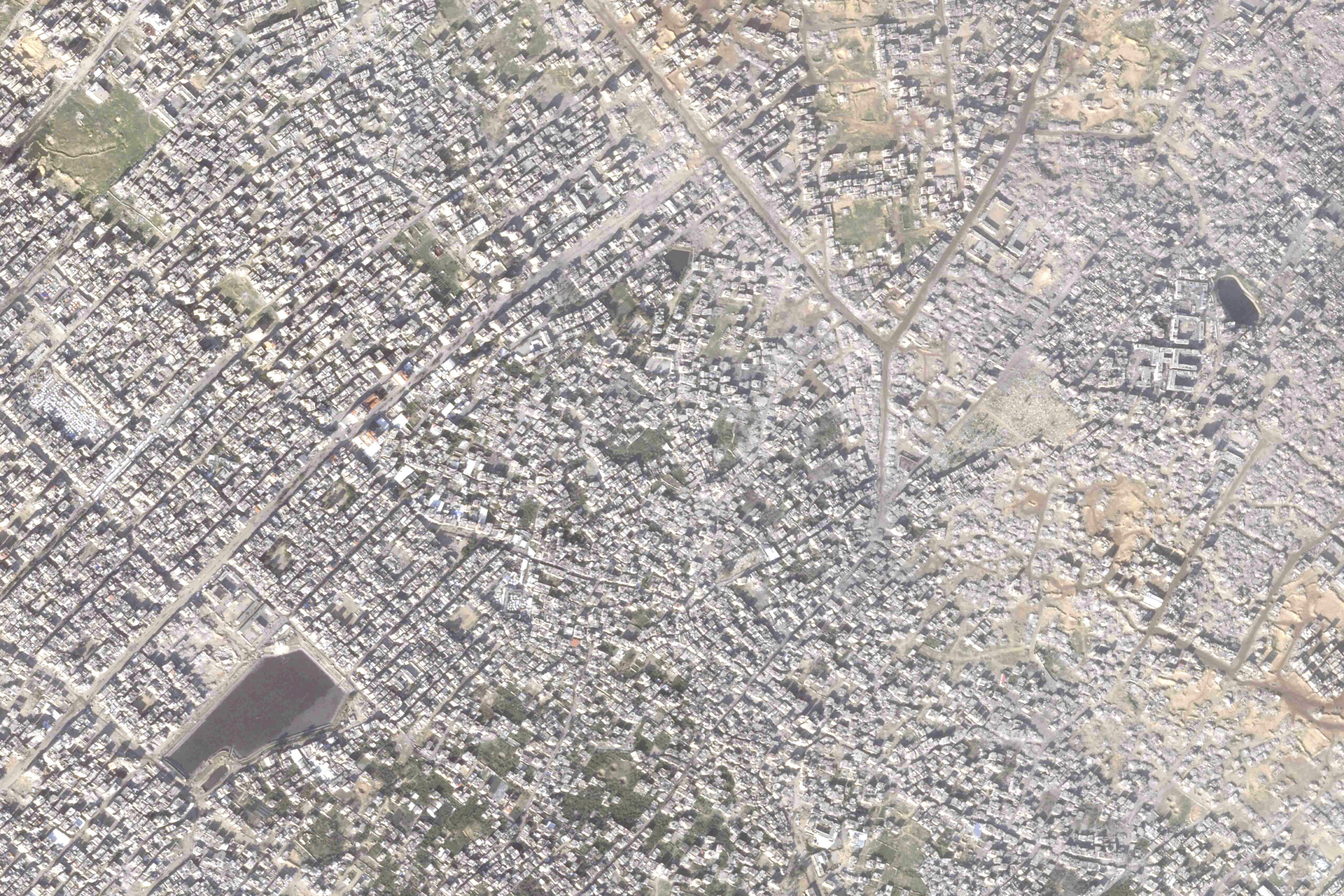Una imagen satelital de Planet Labs PBC muestra la ciudad de Jabaliya, en la Franja de Gaza, el 3 de enero de 2025. (Planet Labs PBC via AP).