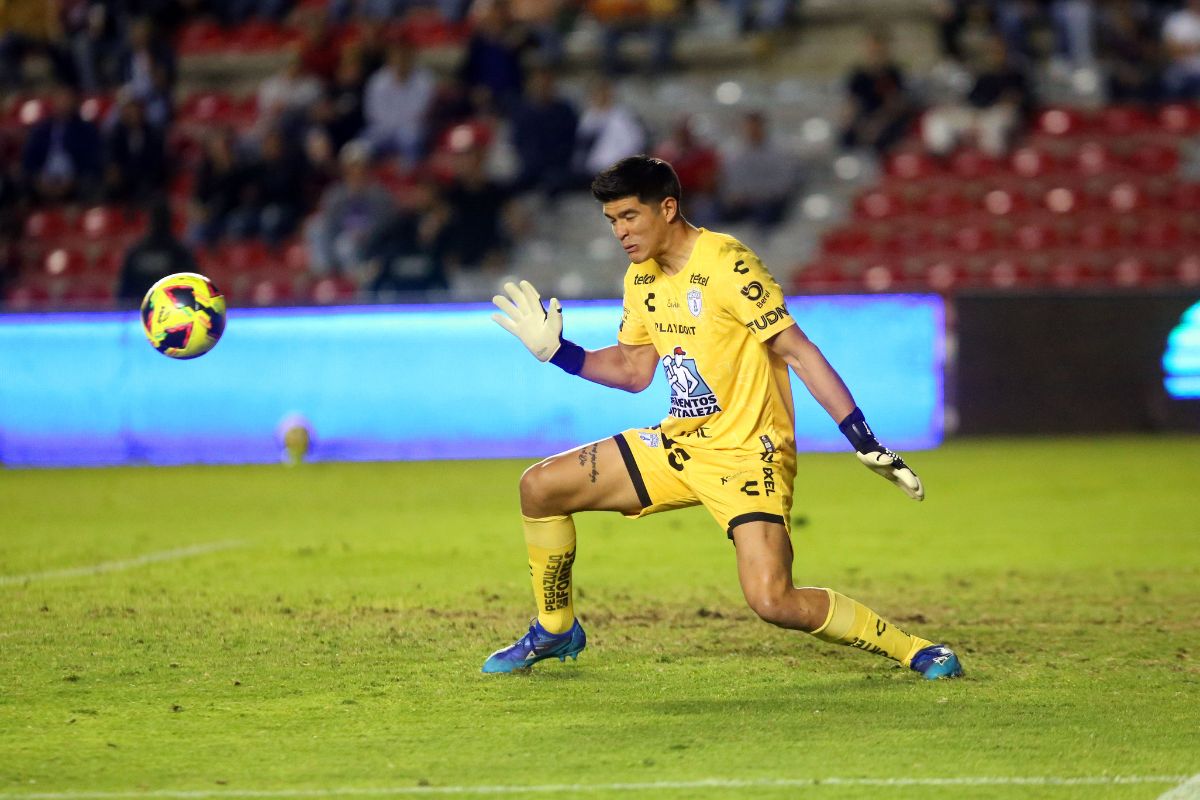 Gallos Blancos cae por la mínima ante Pachuca