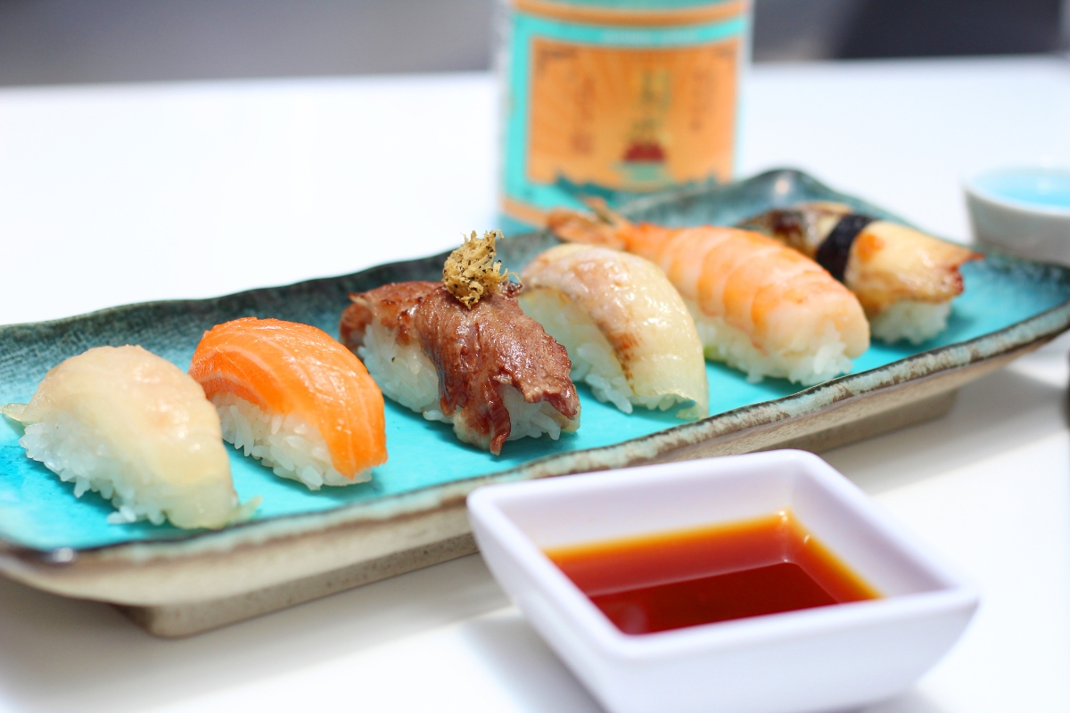 Ikebana ofrece espectáculo culinario japonés en Antea