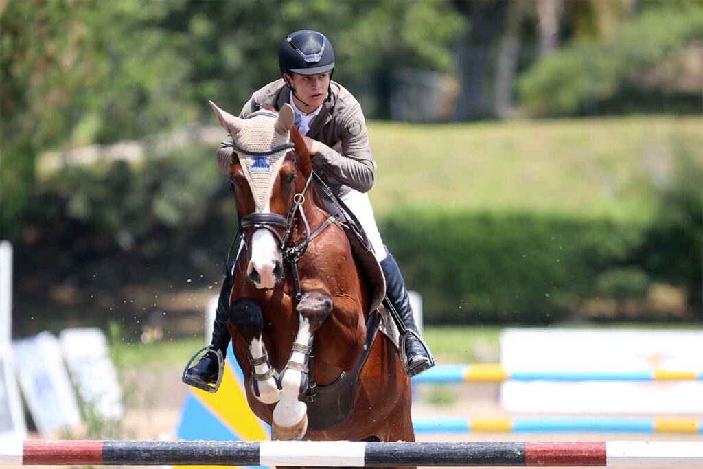 La tercera fecha del concurso de salto ecuestre de la FEEQ se realizó con mucho nivel