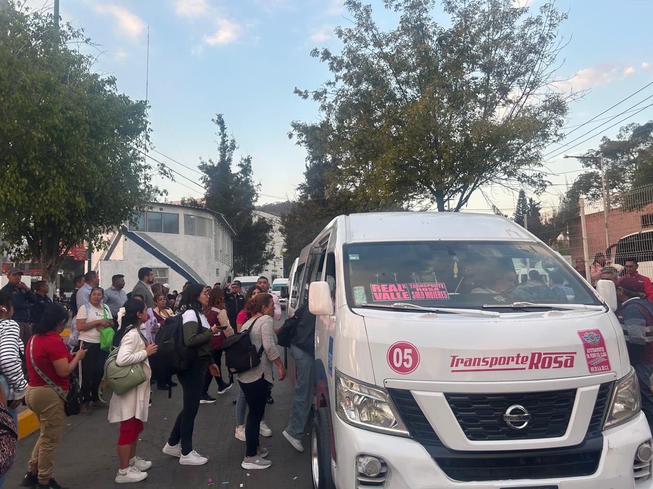 Indios Verdes - Acolman: una ruta segura para dos mil mujeres al día.